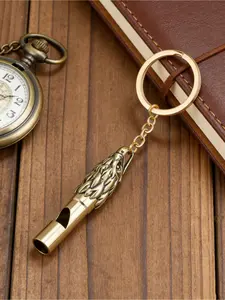 A handcrafted pure copper eagle head whistle keychain - exquisite eagle head design, suitable for back-to-school backpack charms, wallet charms, phone charms, camping backpack charms, keychain accessories, durable Thanksgiving and Mother's Day gift