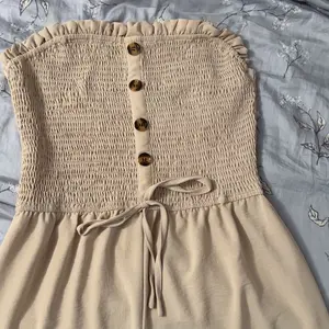 Women's Plain Shirred Tie Front Bandeau Romper with Frill Trim, Boho Strapless High-Waisted Romper for Summer, Fashion Casual Women's Romper for Daily Wear, Comfy Casual Romper