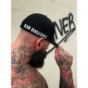 BAD INFLUENCE FLEXFIT COTTON SIDE STYLE HAT