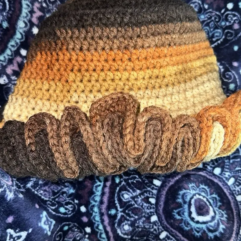 Plaid Curlie Ruffled bucket hat