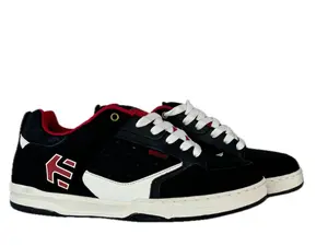 Etnies Cartel Black/Red/White skateboarding sneaker shoes Size 9 NWOB