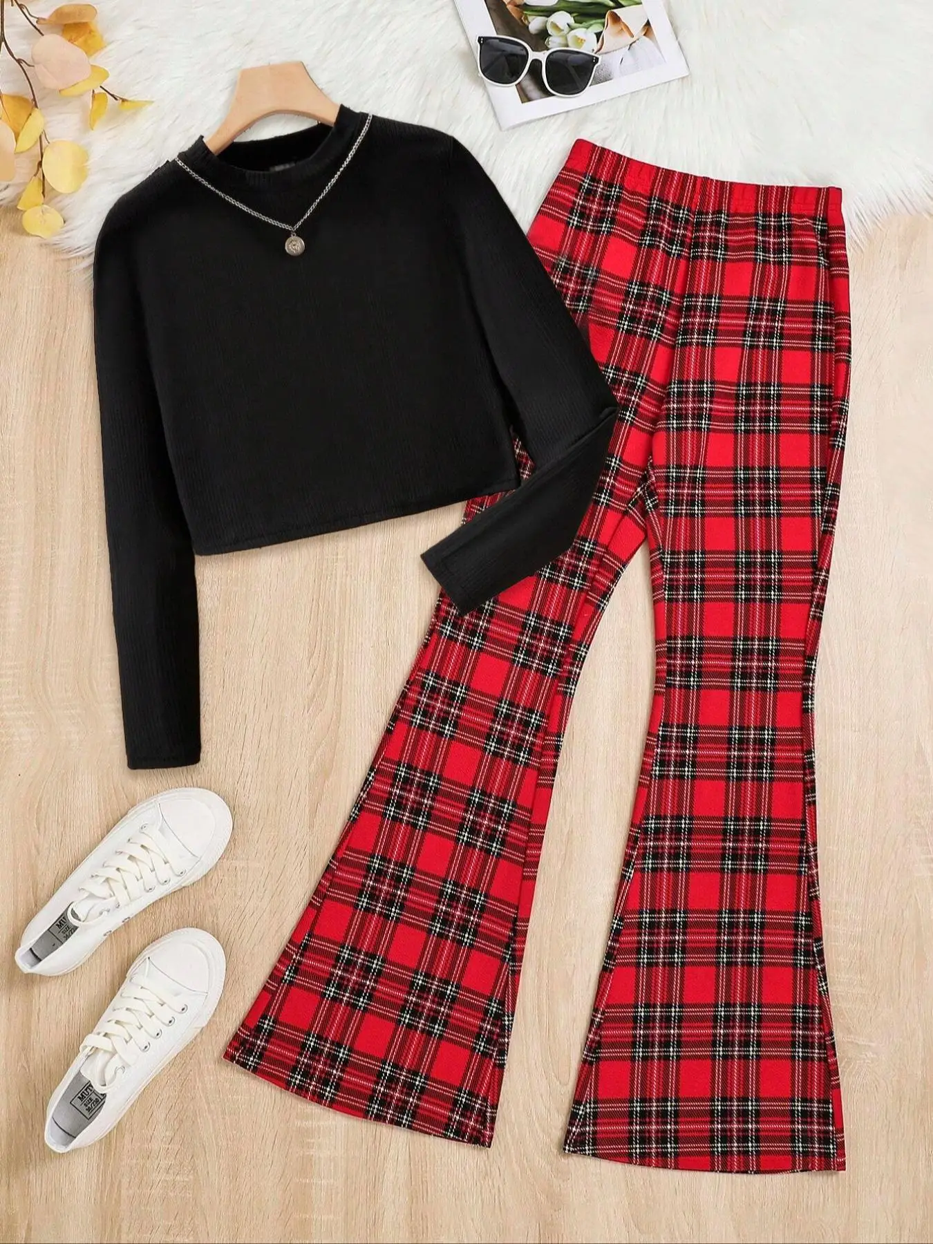 Two-Piece Set Girl's Solid Round Neck Tee & Plaid Print Flare Leg Pants Set, Casual Long Sleeve Top & Elastic Waist Trousers for Fall, Kids Clothes fo