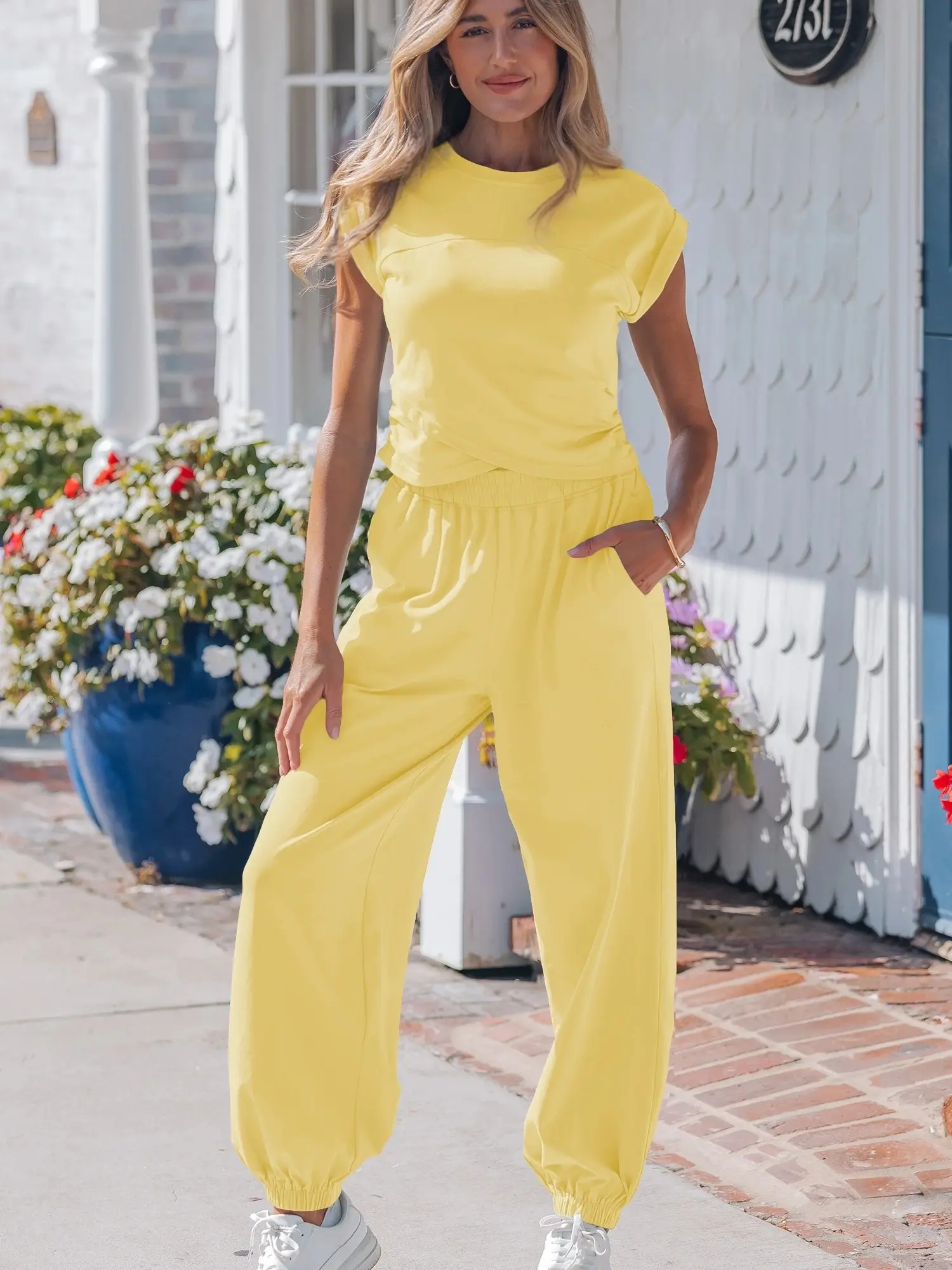 Womens Yellow Cream Solid Color 2 Piece Outfits Cropped Tank Top and Jogger Pants Set Casual Loungewear Valentine's Day Gift