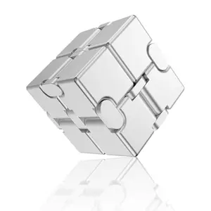 Aluminum Alloy Stress Relief Cube, Anti-Scratch Smooth Rotation, Unisex Finger Pressure Relief Toy, Office Desk Decor, Ideal Gift