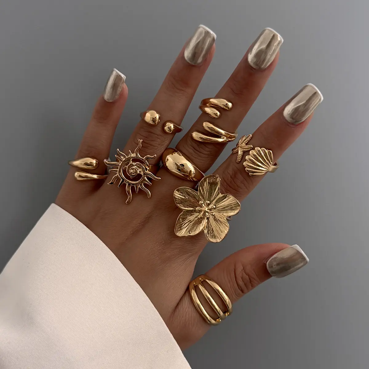 06 Light Gold Ring Set 6367