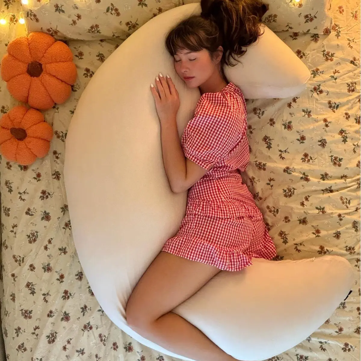MoonSleep | MoonSpoon Moon Pillow | Crescent Body Pillow That Hugs Back