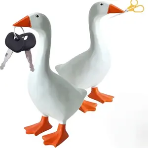 Magnetic Goose Key Holder, Cute Resin Goose Statue Key Hanger, Kawaii Duck Magnetic Figurine for Home Office Decor, Funny Keychain Rack Housewarming Gift