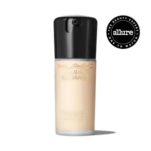MAC Studio Radiance Serum-Powered Foundation MAC Studio Radiance Serum-Powered Foundation