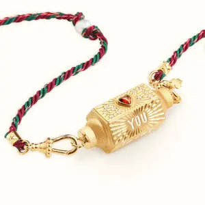 HENSY Women's Tarot Eye Necklace - Gold Star Design Pendant, Hexagonal Retro Zircon Accessory, Ideal for Everyday Wear or Vacation Gifting, Accessories for Women