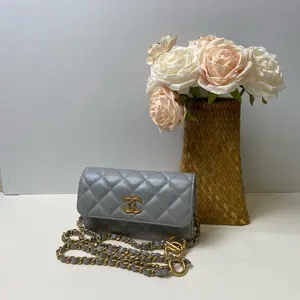 Pre-owned CHANEL woc
