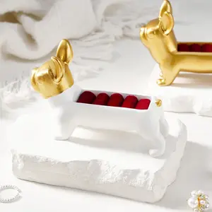 Creative Dog-Shaped Jewelry Display Stand, Resin Material Home Decor, Ideal for Rings, Necklaces, Bracelets, Earrings, Photography Props
