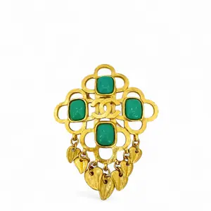 Pre-owned Chanel CC Brooch Gold Plated Gripoix (032sc)
