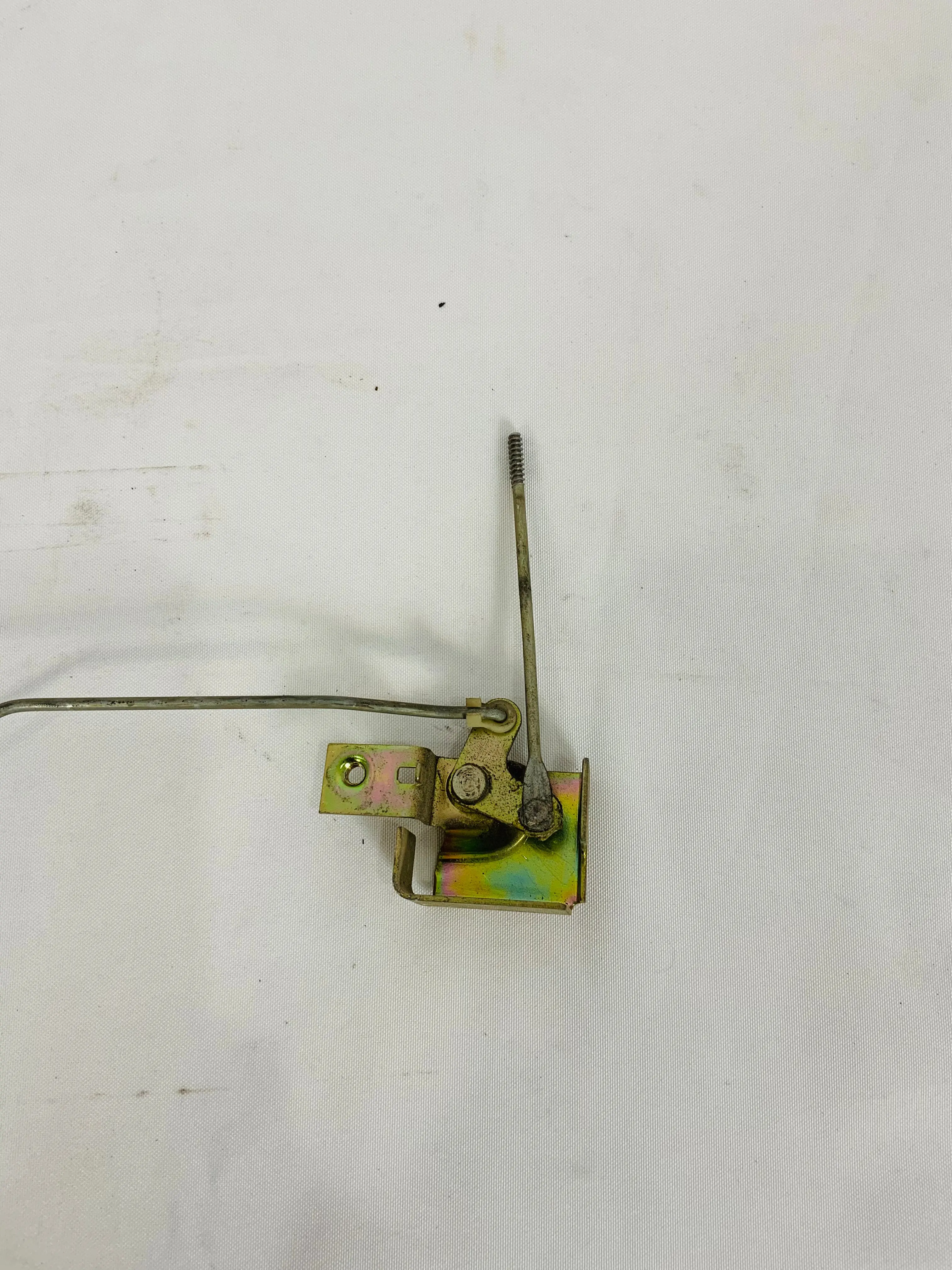 Used - Lock Pull Linkage Left Rear - FJ62 1987-1990
