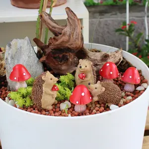 7pcs Garden Accessories DIY Decorations, Resin Hedgehog & Mushroom Outdoor Animal Miniature Moss Landscape Statue, Exterior Decorative Statues, Perfect Christmas Gift