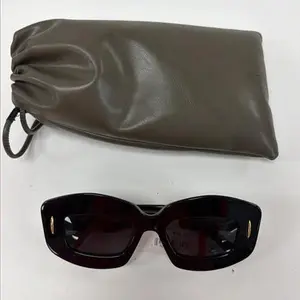 Pre-owned W26042578 Loewe Chunky Anagram Black Frames, Black