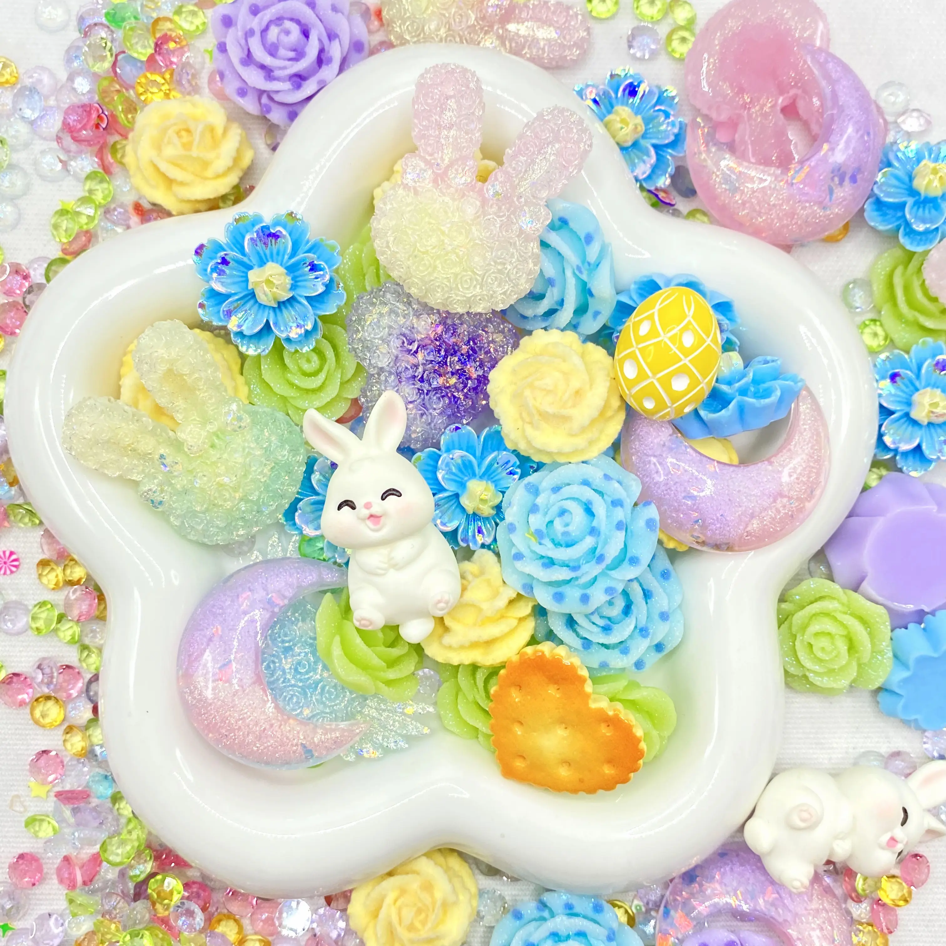 Hopping For Spring - Rose Rose Bouquet - 20-30mm Resin Cabochon Mix for DIY Deco Crafts Whipped Cream Glue, Resin Art, Frame & Mirror Decoration