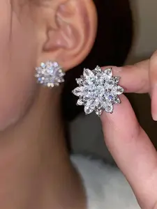 S925 Sterling Silver Luxury Snowflake Zircon Earrings for Women, Sparkling Crystal Statement Earrings, Glamorous Floral Cluster Earrings, Shiny Cubic Zirconia Stud Earrings, Fashionable & Elegant Jewelry for Women, Jewelry Gifts for Weddings, Parties & Ev