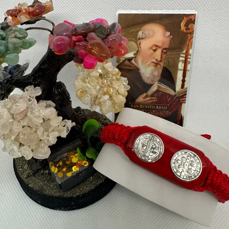 Saint Benedict handmade woven bracelet~Pulsera de tejido doble con la medalla  de San Benito! protection bracelet