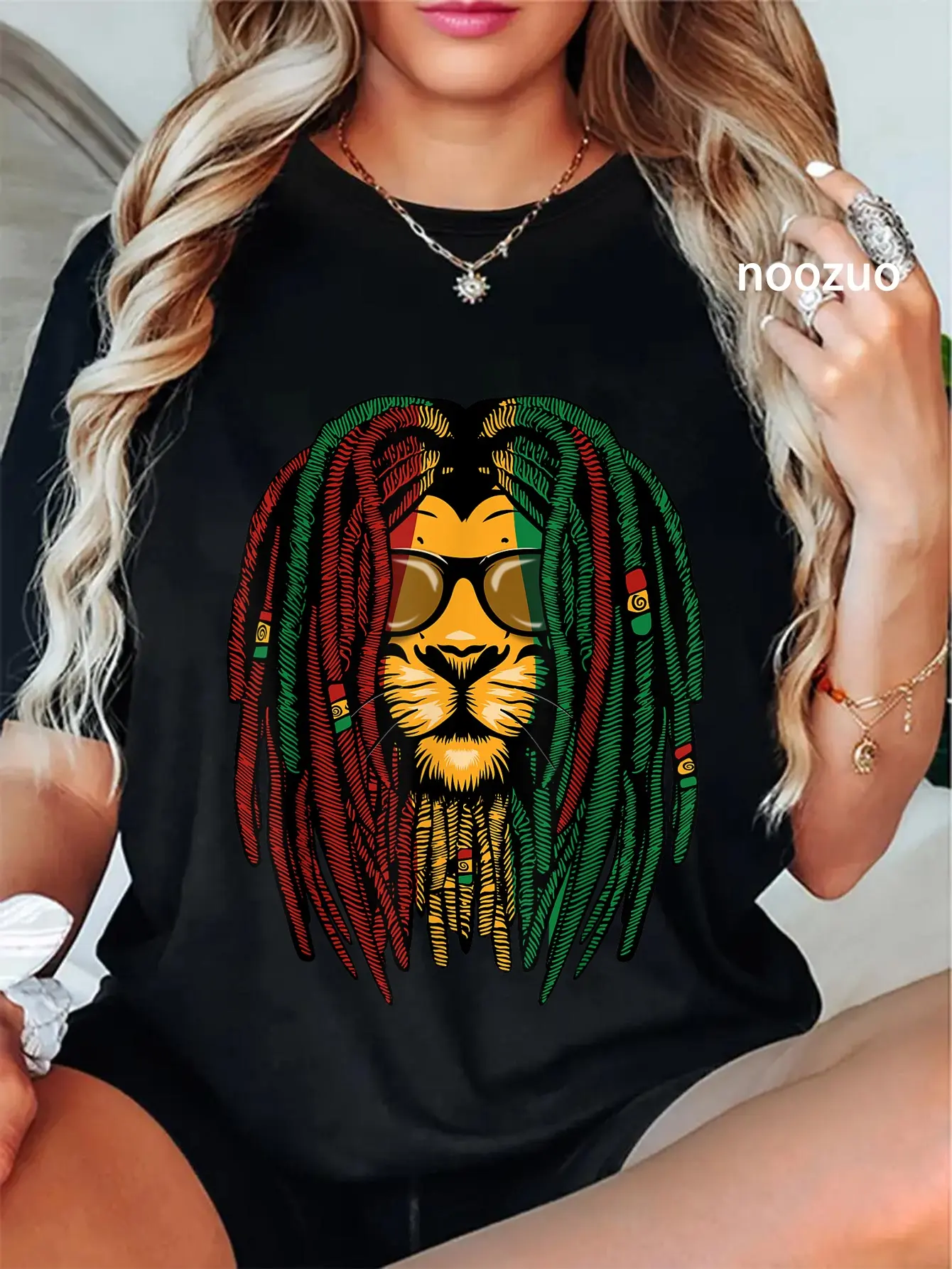Lady's 100% Cotton Short-Sleeve Graphic Streetwear T-Shirt, Reggae Lion Dreadlocks Wild Cat Rasta Africa Rastafarian Design for Everyday Wear, Top, Women, Casual, Vintage, Round Neck, Distressed Look, All Seasons, Tshirt, Playful, Short Sleeves