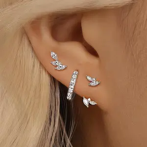 3 Pairs Women's Small Huggie Earring Set Hypoallergenic with Multiple Perforations Lightweight Mini Cute Exquisite Fashionable Cartilage Earrings Jewelry Gift 14K Gold Plating