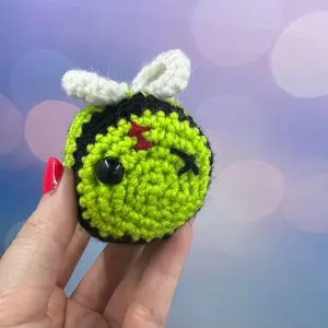 Zombie Bee Halloween Crochet Plushie - Soft Stuffed Toy for Kids