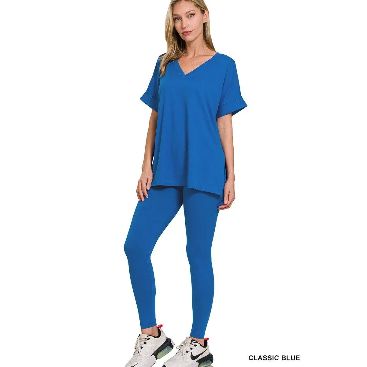 CLASSIC BLUE v-neck
