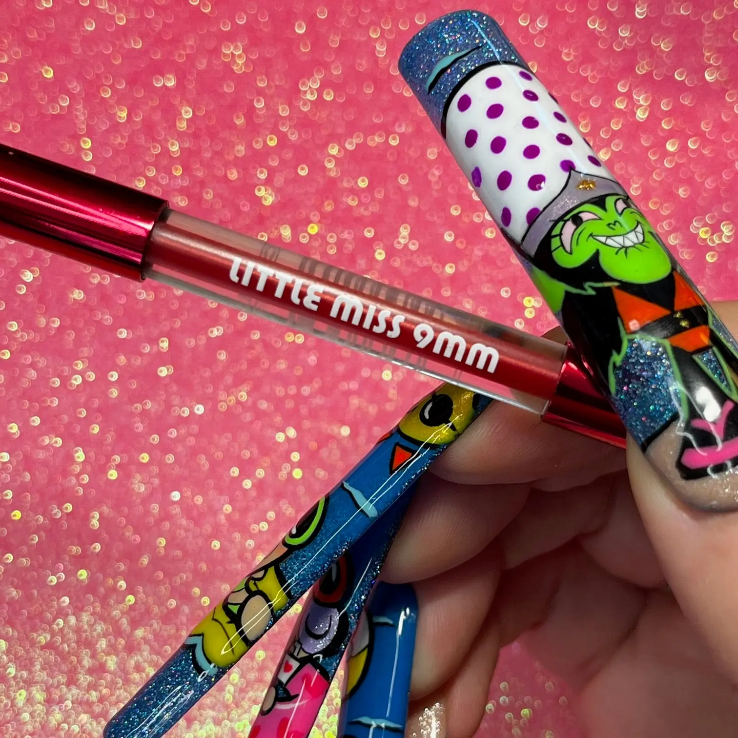 "Little Miss 9mm" Liner Brush
