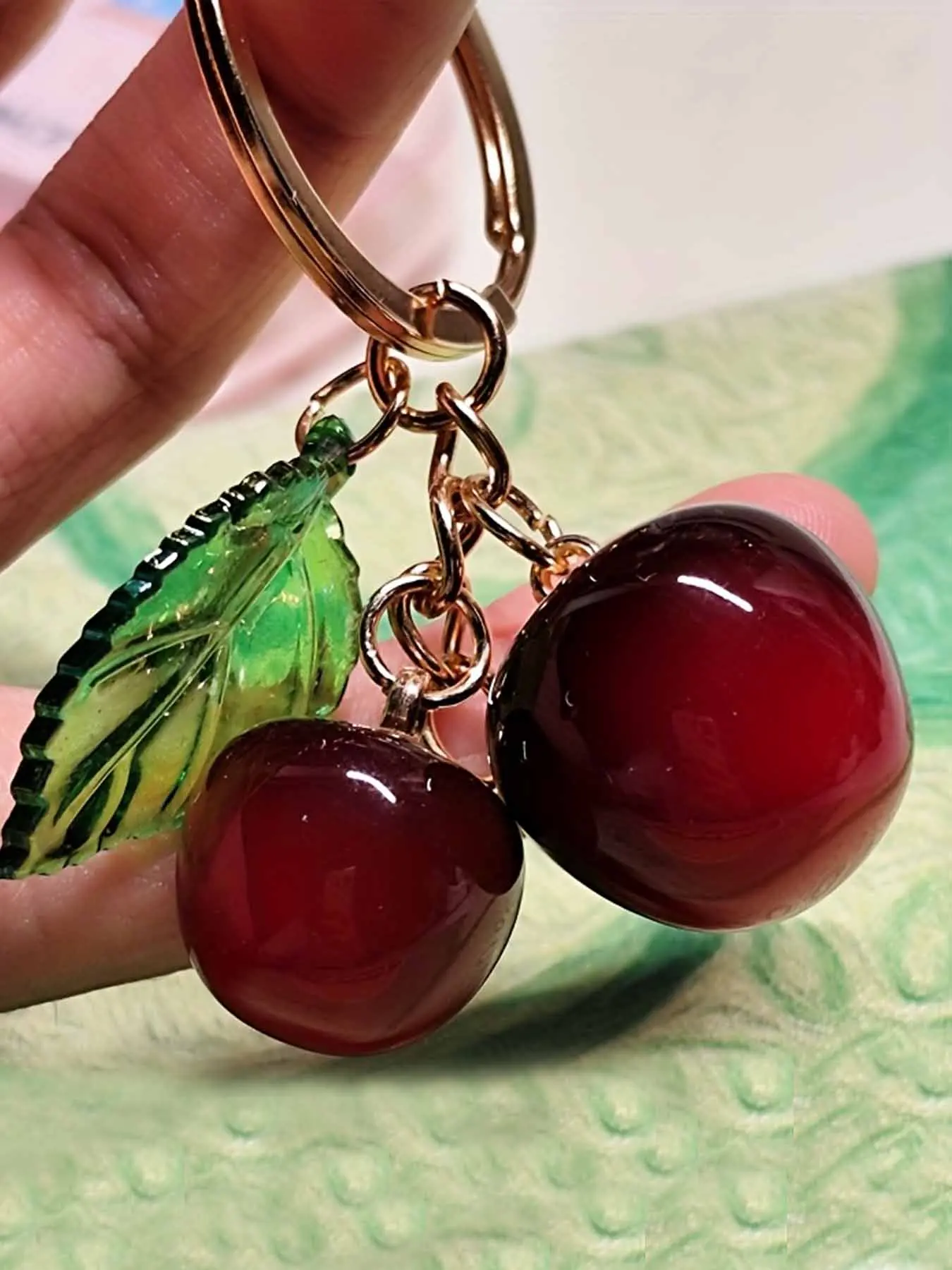 1/20pcs Translucent Green Leaves & Red Fruit Charms Cherry Keychain - Realistic Golden-Tone Ring Clasp for Backpacks, Wallets, Purses - Cute Portable Keychain Accessory for Women, Keychain for bags Key Chain Decorations