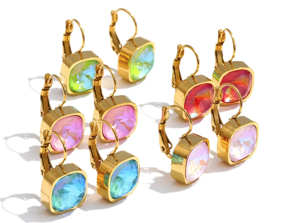 E220- Beautiful Crystal Zirconia Earrings!