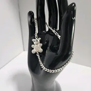 Brazalete Cubano Oso - Silver Chain with Bear Charm - Elegant Cuban Style Jewelry for Women