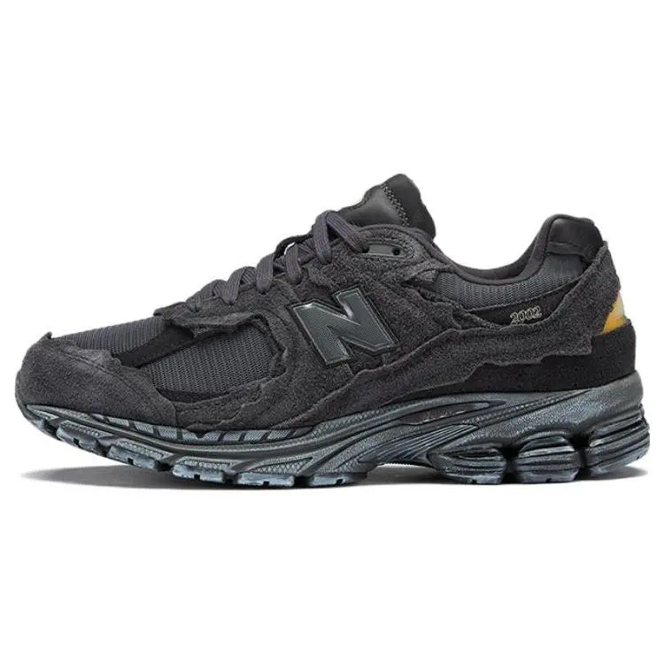 New Balance NB 2002R Retro Suede ABZORB Cushioning Low-Top Casual Trainers for Men and Women - Cloud