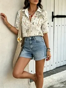 Women's Palm Tree Floral Print Shirt, Summer Lapel Loose Fit Short Sleeve Top, Casual Vacation Style, Comfortable and Stylish