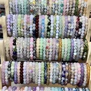 100pcs (Random Color) Fashion Bohemian Handmade Beaded Multi-Color Mixed Layered Women'S Bracelet Set Elegant Multi-Color Colorful Crackle Beads Handwoven Women'S Bracelet Set Suitable As a Family And Friends to Wear Together