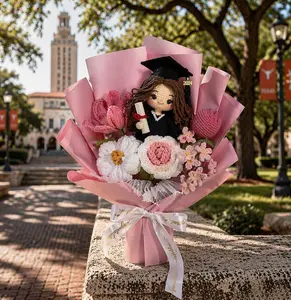 Custom Crochet Graduation Bouquet Class of 2026 Gift with Custom Graduate Doll & Flowers Perfect for Class of 2026 Graduates