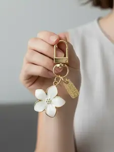 Flower Design Keychain, Floral Pattern Keychain, Cute Keychain for Women & Men, Fashion Accessories for Bag & Car Key Decoration