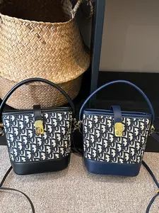 Elegant Embroidered Handbag, Versatile Bucket Bag, Compact Shoulder Crossbody, Perfect for Daily Commute & Shopping, Stylish Minimalist Design