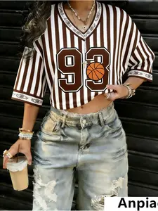 Vintage 90s Striped Basketball Print Women's Short Sleeve Jersey, Retro Street Style Loose-Fit Sporty T-Shirt