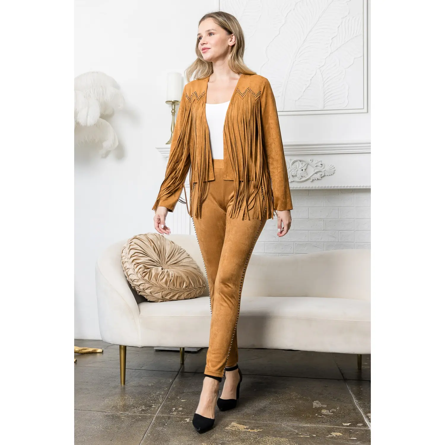 Women’s Western Fringe Suede Jacket with Stud Detail – Boho