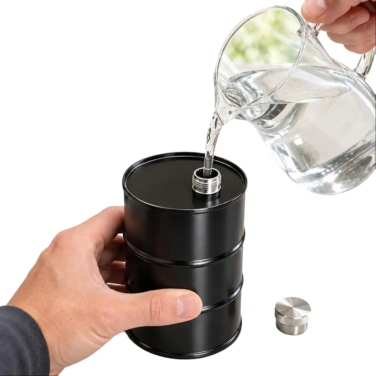 Industrial Style Oil Drum-Shaped Hip Flask - Compact, Leak-Resistant Reusable Beverage Container for Car Enthusiasts, Camping, Unique Gifts for Man