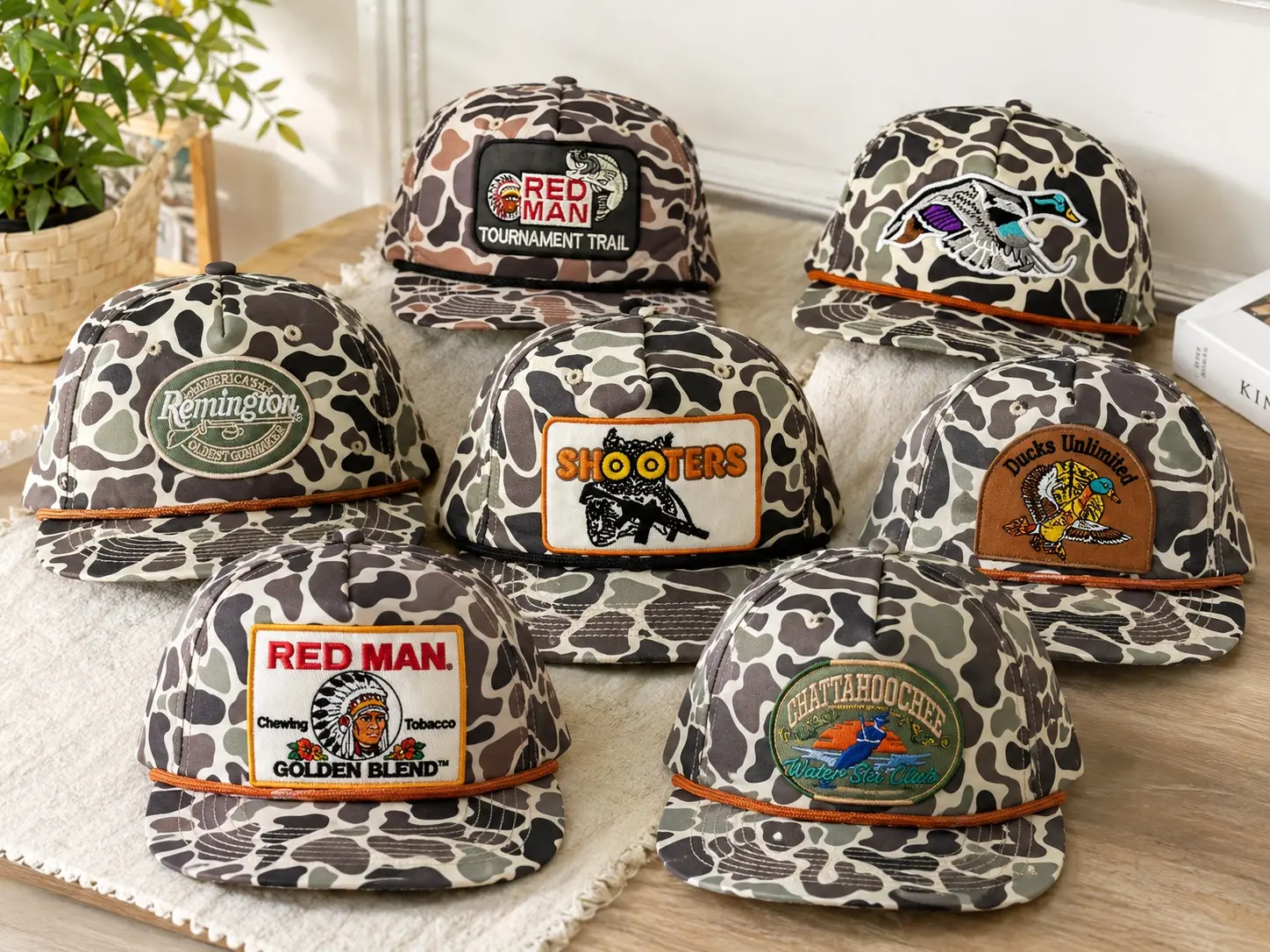 Vintage Duck Camo Patch Snapback Hat, Retro Outdoor Rope Cap, Embroidered Hunting Fishing Trucker Hat, Classic Flat Bill Camouflage Cap for Men