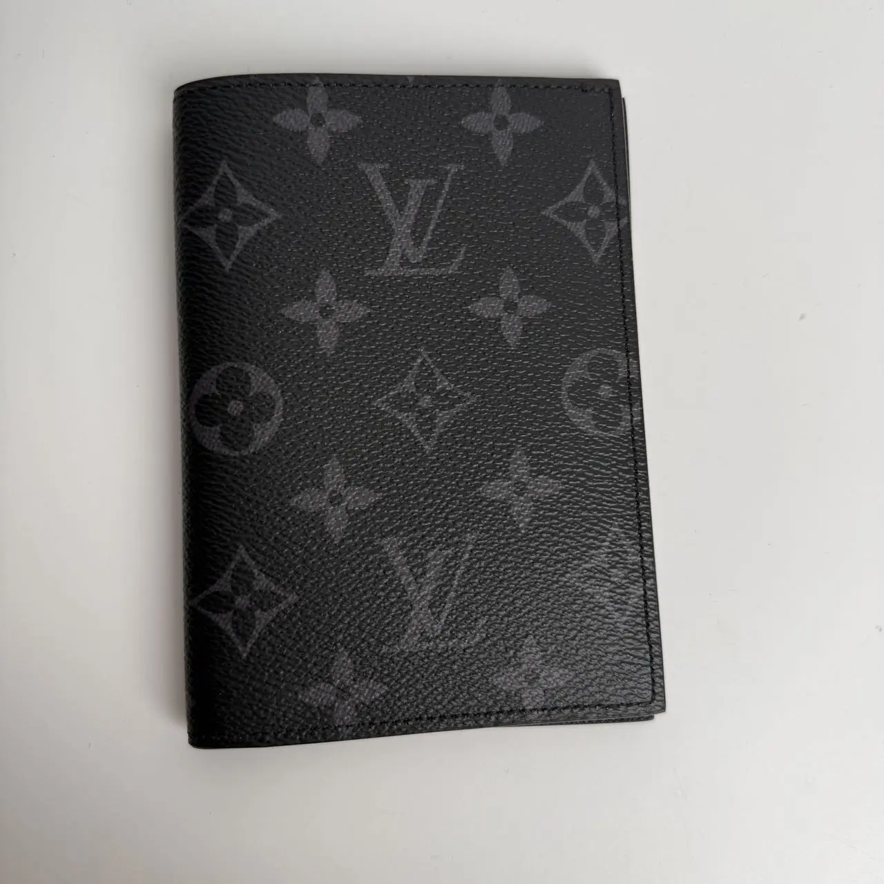Pre-owned Louis Vuitton canvas Small Leather Goods lv passport holder black [PRO]