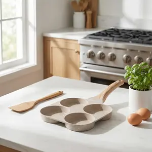 Non-Stick Aluminium 4-Hole Handled Frying Pan - Heart-Shaped, Lidless, Easy Care Nonstick Cookware, Nonstick Cooking Tools Ideal for Breakfast Pancakes and Hamburgers