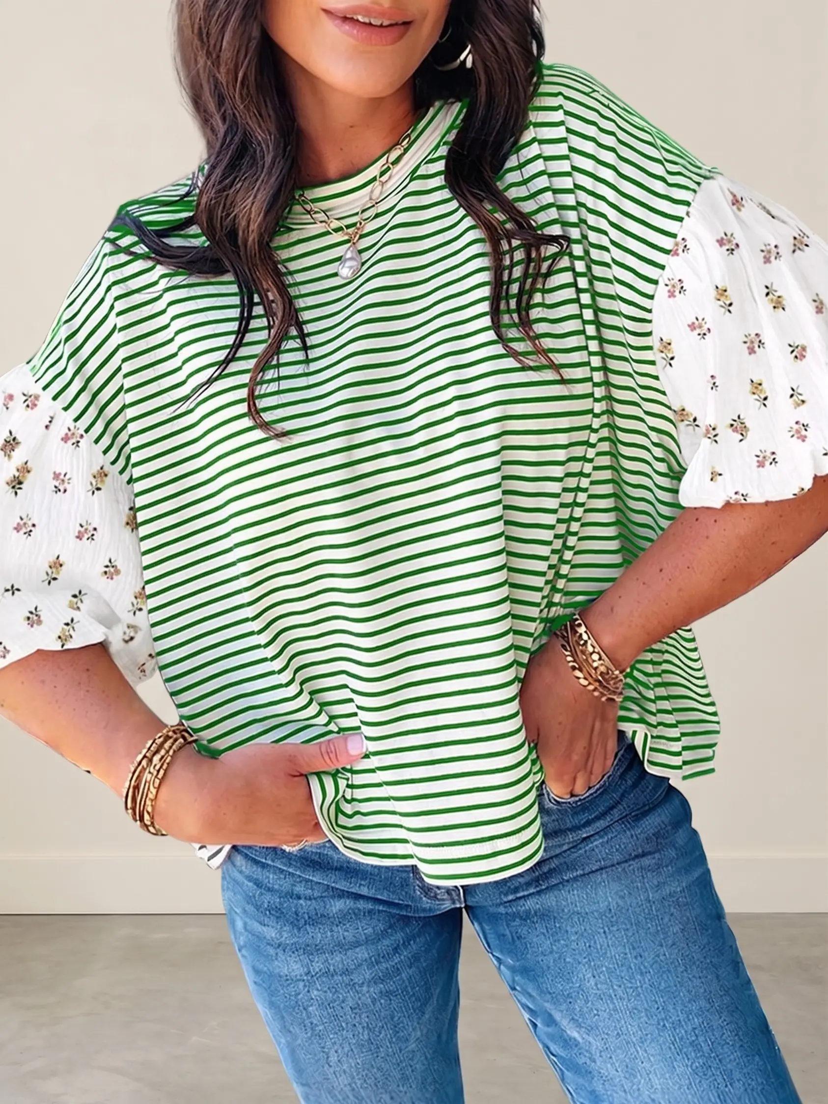 Women's Green Stripe Floral Puff Sleeve Patchwork Round Neck Loose Tops, Casual Patchwork Blouse, Loose Fit T-Shirts for Work and Summer Outings, T-shirt, Women's Tops, Shirts For Women
