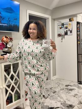 product review image from Steph Jones Scholarship Bestie 4