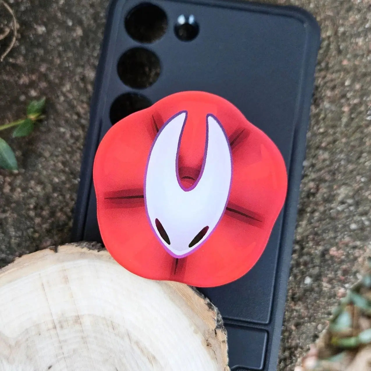 Hornet Phone Grip, Silksong Popgrip