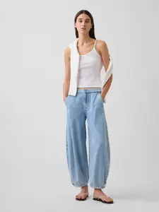 Gap Women's Mid Rise UltraSoft Horseshoe Jeans