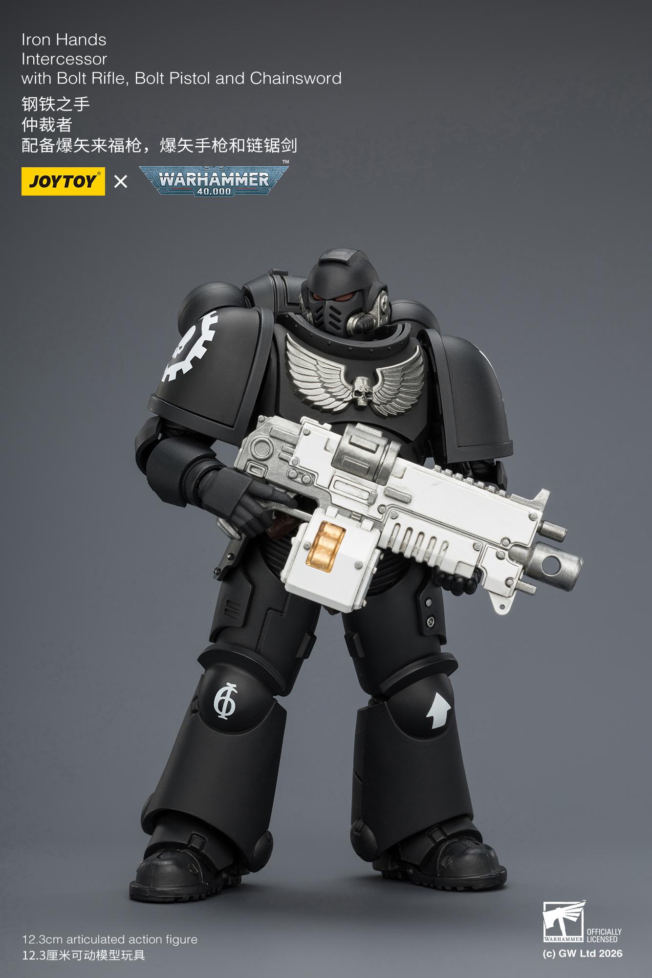 JOYTOY Warhammer 40,000 1/18 Unisex Action Figure Iron Hands Intercessor (Ages 12+) - Action Figurine, Character Figurine with Bolt Rifle, Bolt Pistol, Chainsword JT03837