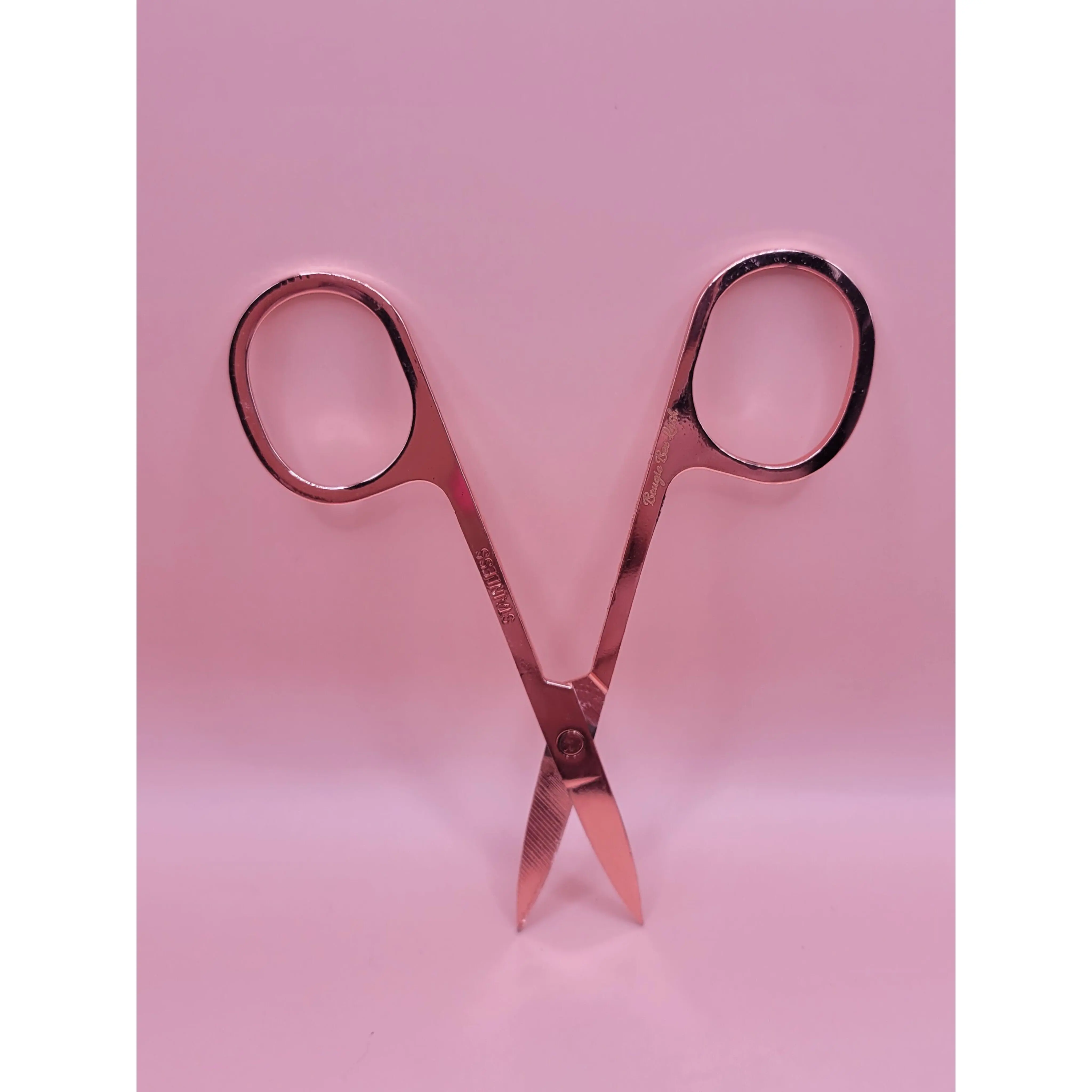 Lash scissors