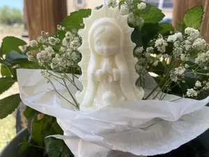 Virgencita vela artesanal