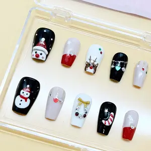 .DP.6371.Christmas style wearable nails